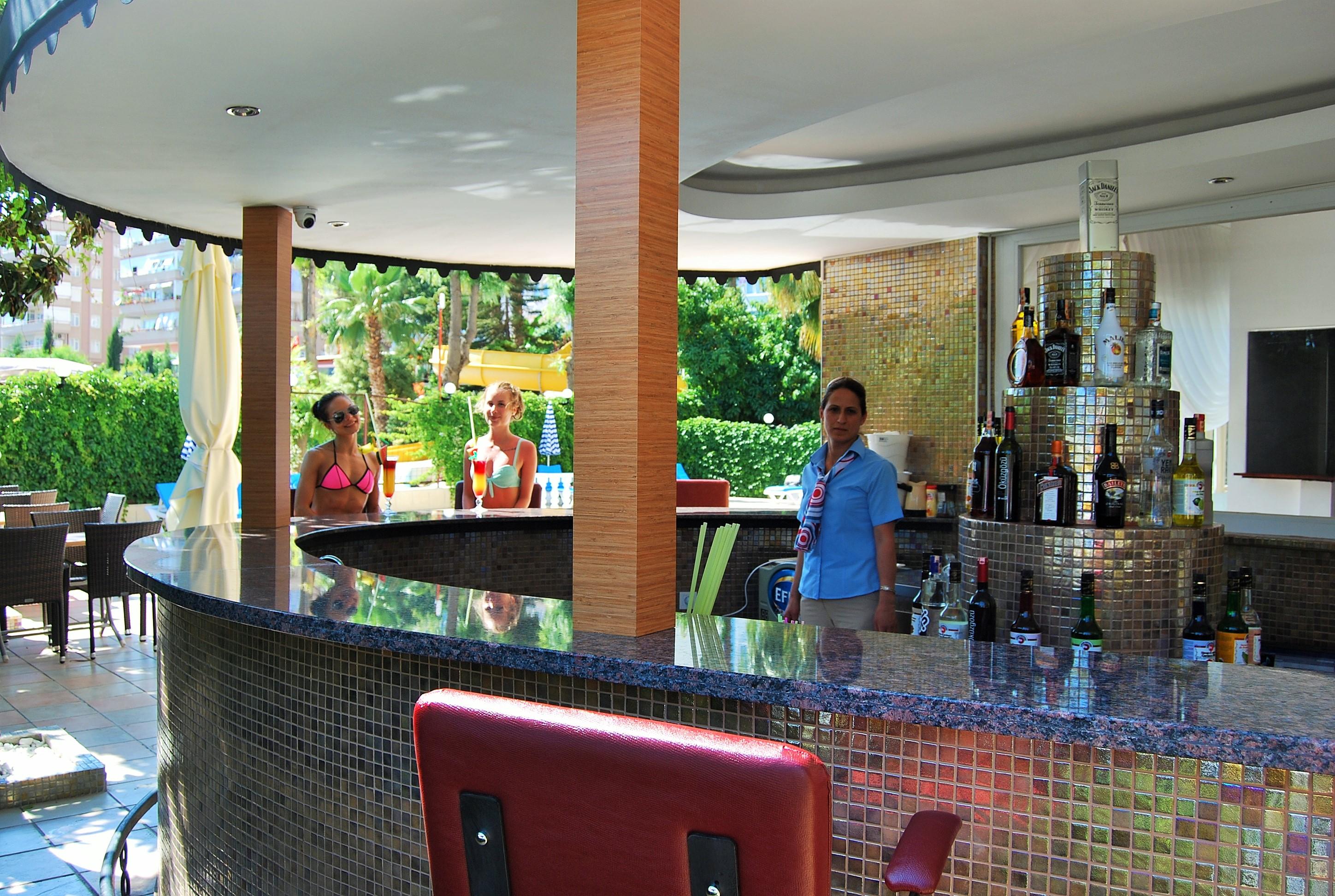 Select Suite & Apart Hotel Alanya Bagian luar foto